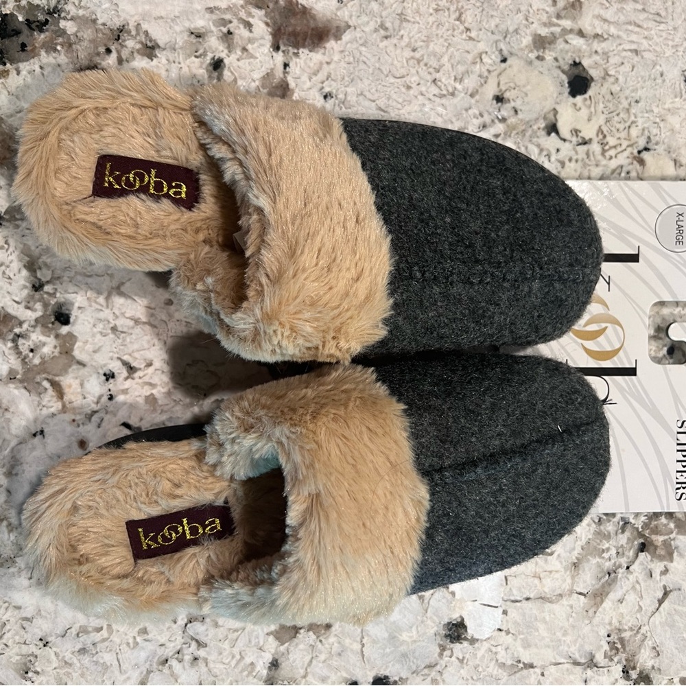 New Kona house shoes